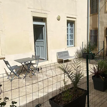 Monge 2 T2 Terrasse Calme Et Chaleureux Au Coeur De *